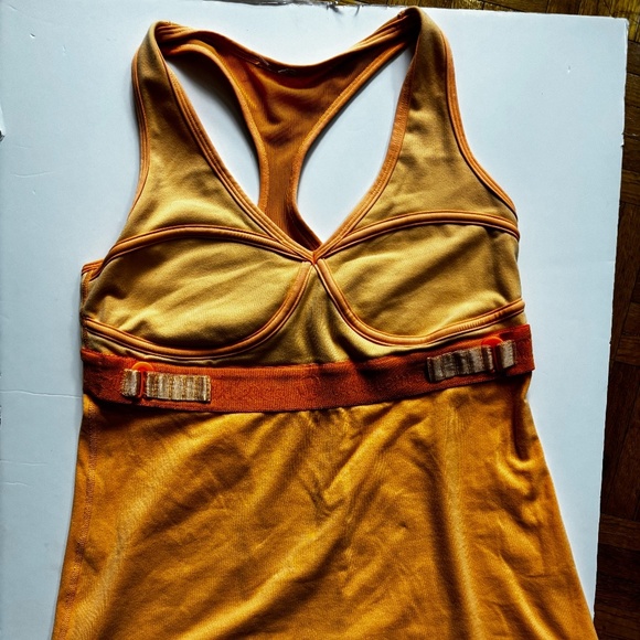 LULU LEMON TANK TOP ! please check photos for sizing - Picture 2 of 6